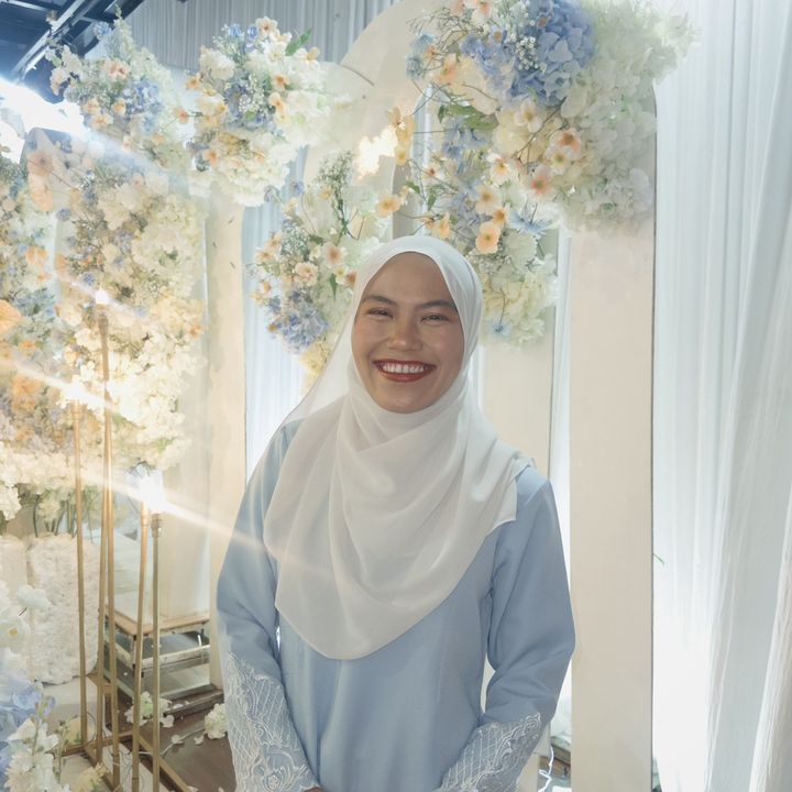 azirahazhar_